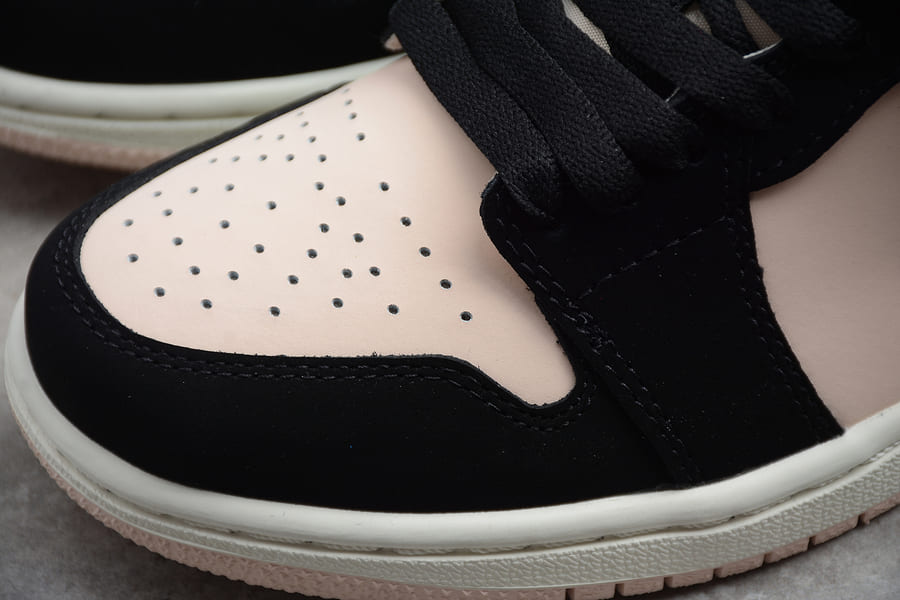 Tênis Jordan 1 Low Black Guava Ice