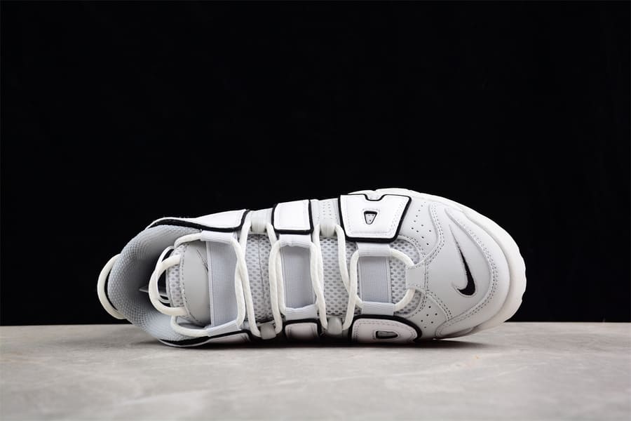 Tênis Nike Air More Uptempo Photon Dust