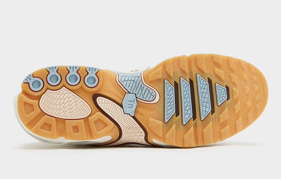 Tênis Air Max Plus TN Drift Cacao