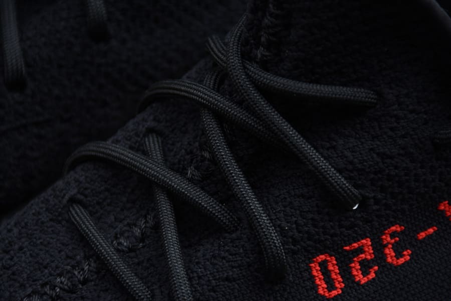 Tênis Adidas Yeezy 350 V2 Black Red