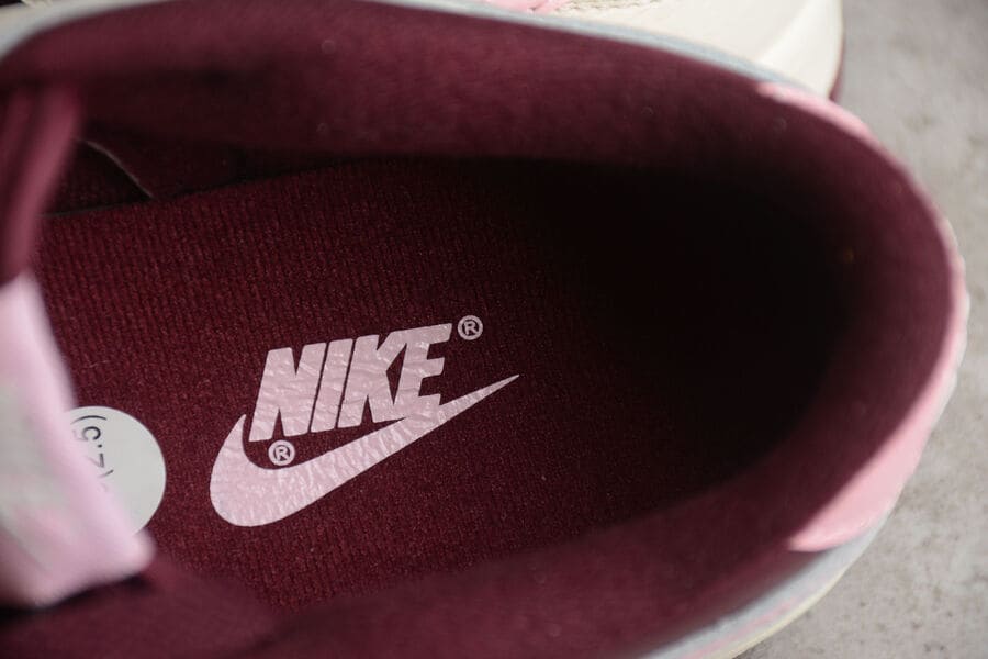 Tênis Nike Dunk Low Premium Valentine's Day