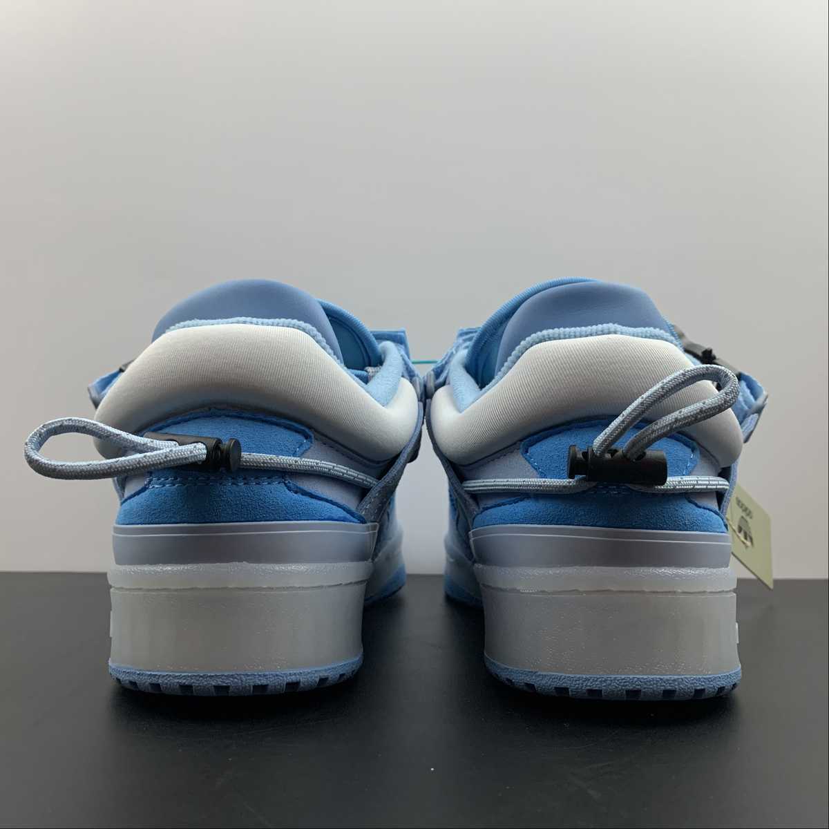 Tênis Adidas Bad Bunny x Forum Buckle Low Blue Tint