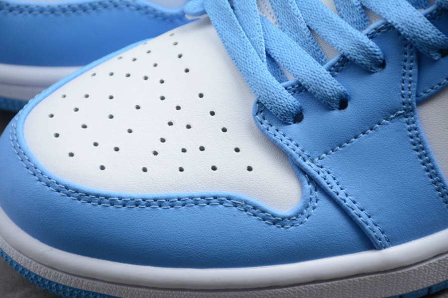 Tênis Jordan 1 Low UNC