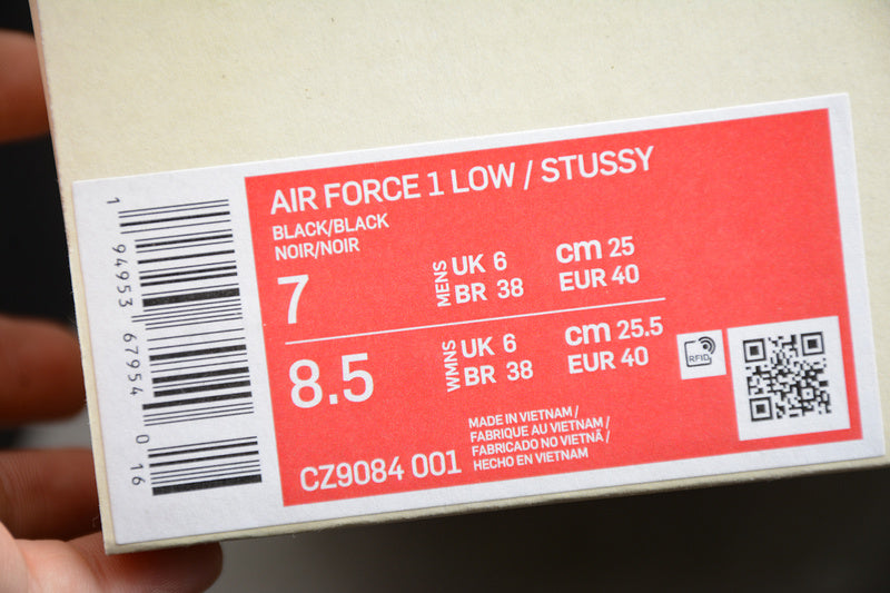 Tênis Nike x Stussy Air Force 1 Triple Black