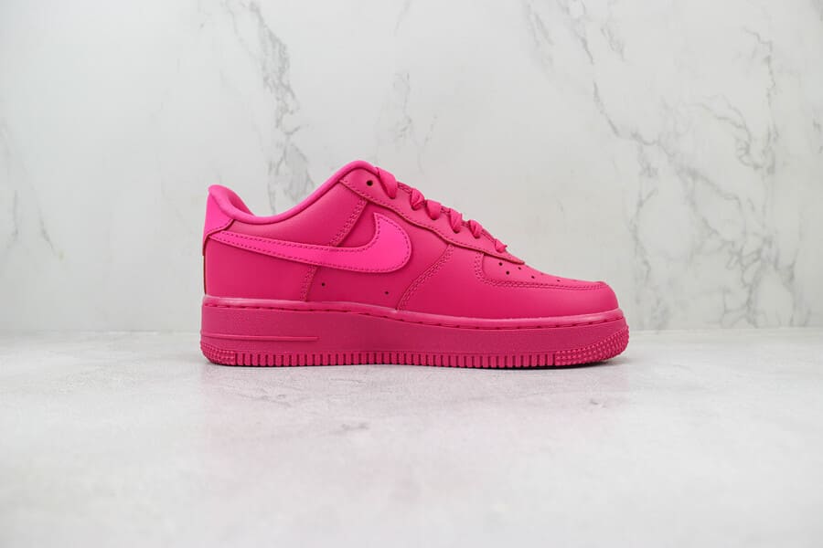 Tênis Nike Air Force 1 Low Fireberry