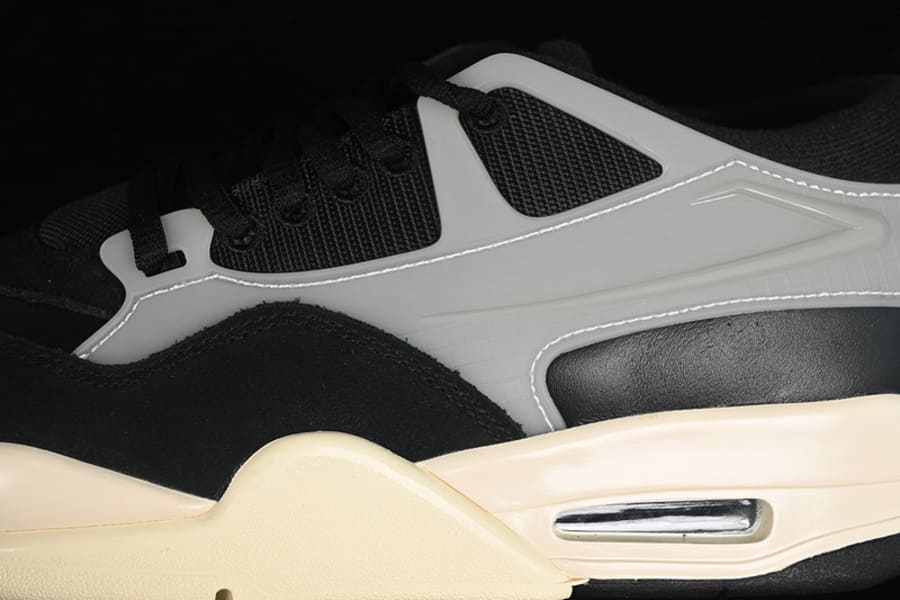 Tênis Air Jordan 4 RM Black Sail