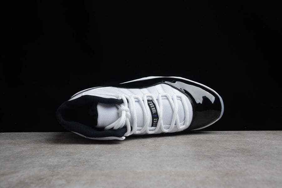 Tênis Air Jordan 11 Concord