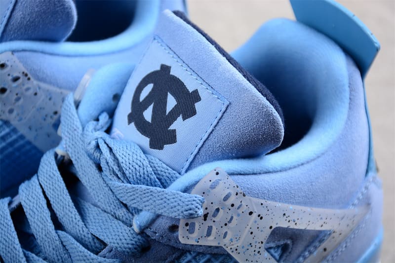 Tênis Air Jordan 4 Retro 'UNC' PE
