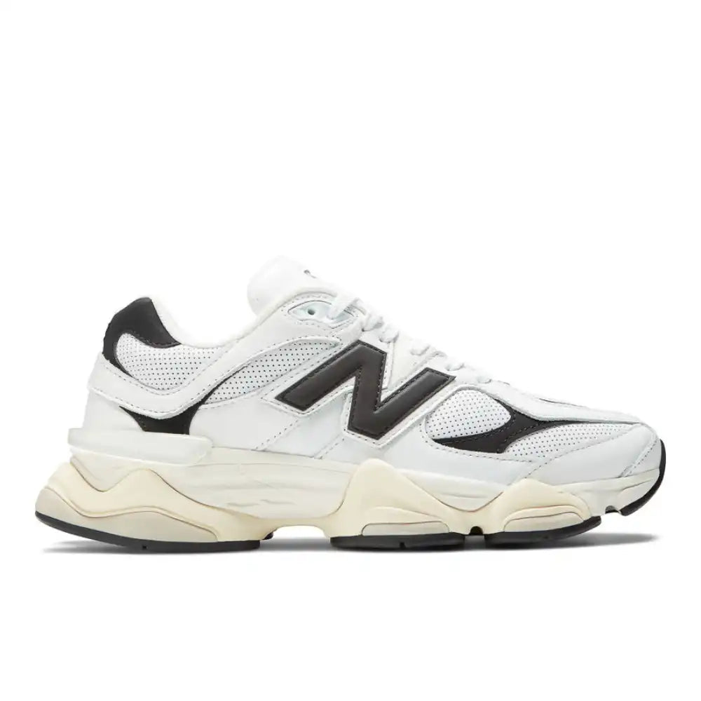 Tênis New Balance 9060 White Black