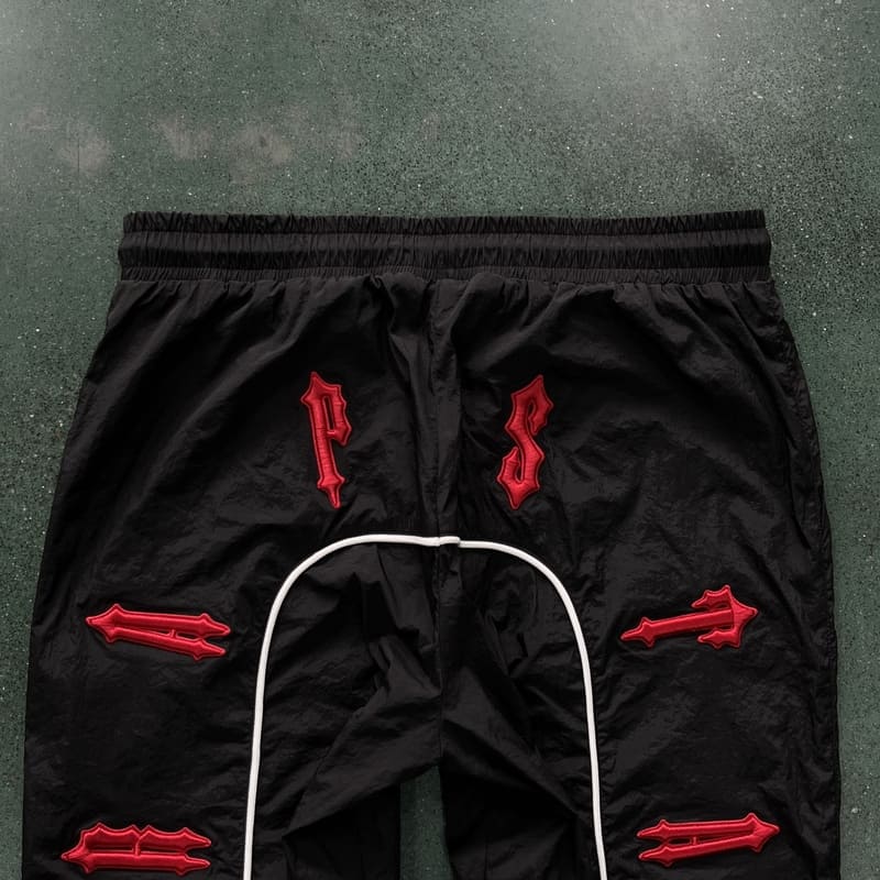 Conjunto Trapstar Irongate 2.0 Shellsuit Vermelho Preto