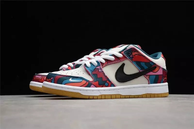 Tênis Nike SB Dunk Low Parra Abstract