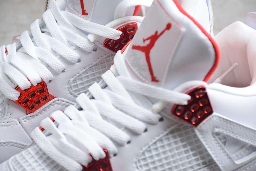 Tênis Air Jordan 4 Retro Red Metallic