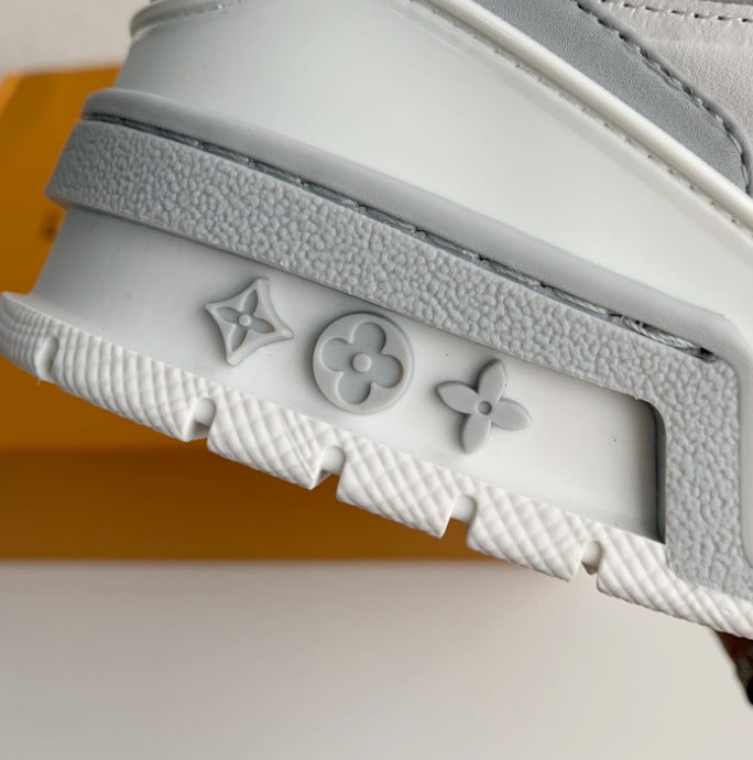 Tênis Louis Vuitton LV Skate Cinza