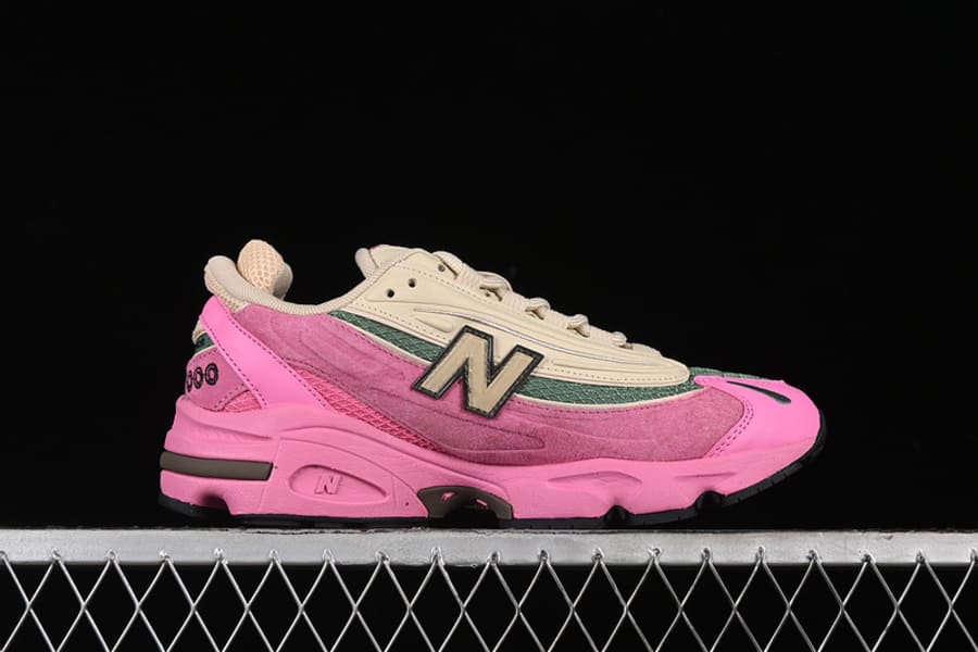 Tênis New Balance 1000 Real Pink Sandstone