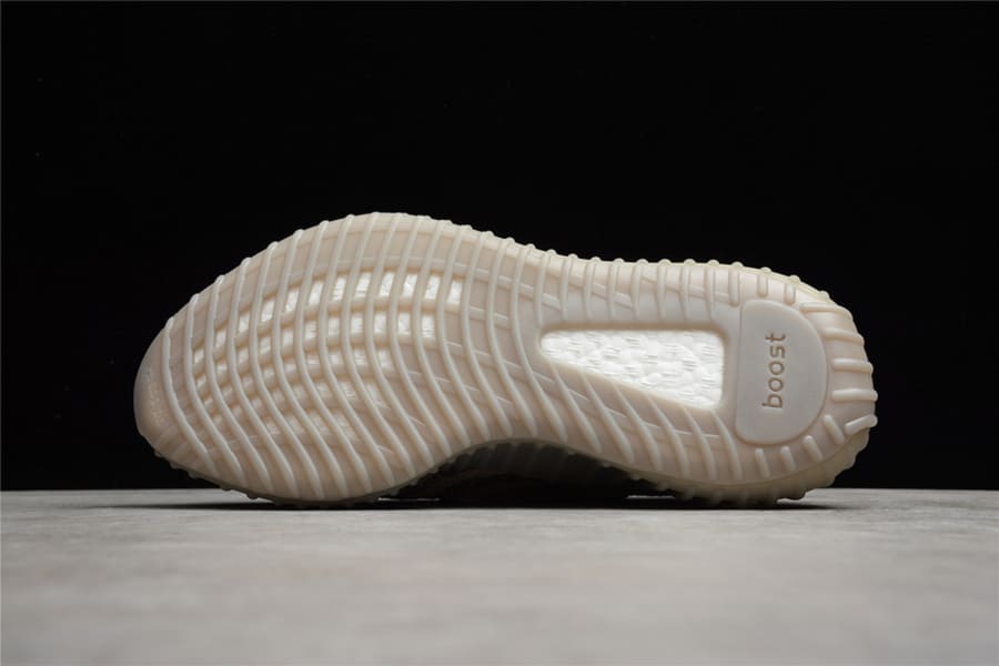 Tênis Adidas Yeezy 350 V2 Beluga