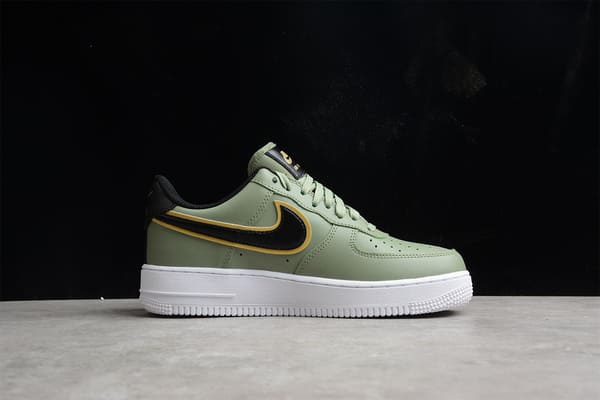 Tênis Nike Air Force 1 o Double Swoosh Olive Gold Black