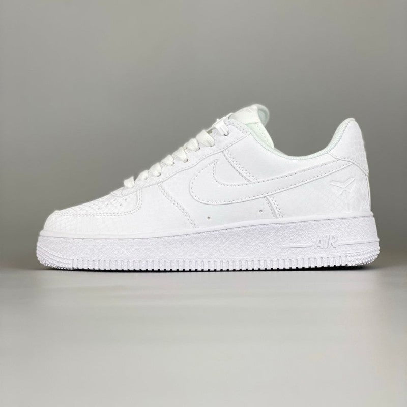 Tênis Nike Air Force 1 Low x Kobe Bryant White