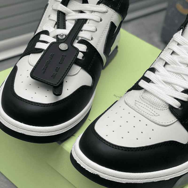 Tênis Off-White Out of Office Black White