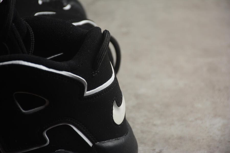 Tênis Nike Air More Uptempo Black White