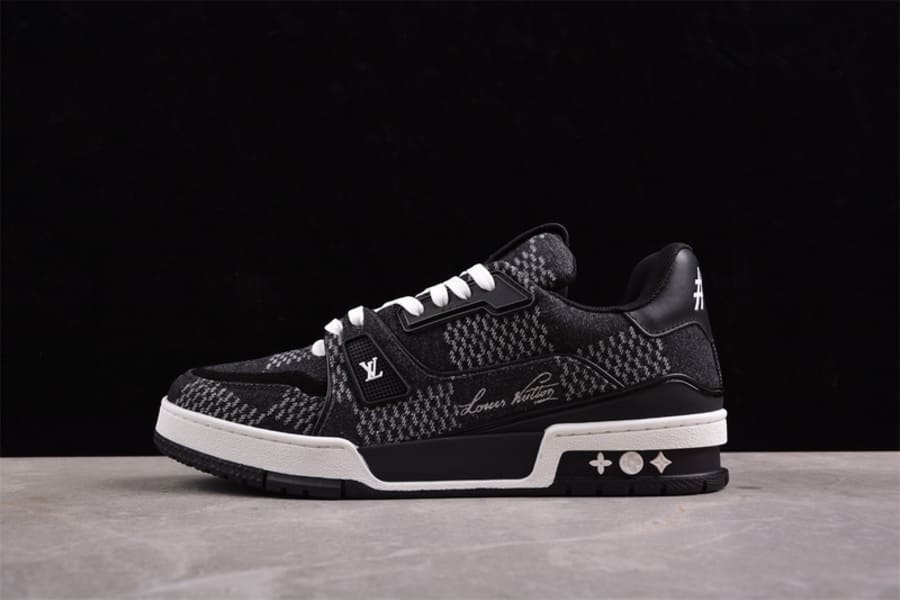 Tênis Louis Vuitton LV Trainer Black Damier 3D Denim