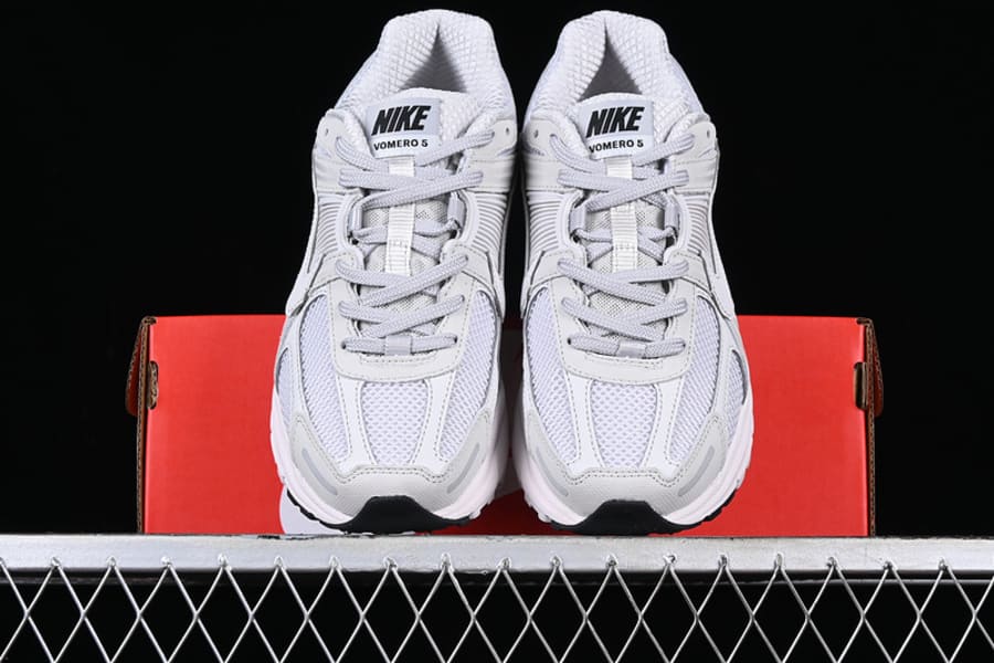 Tênis Nike Zoom Vomero 5 Vast Grey