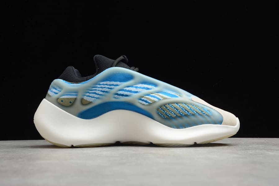 Tênis Adidas Yeezy 700 V3 Arzareth