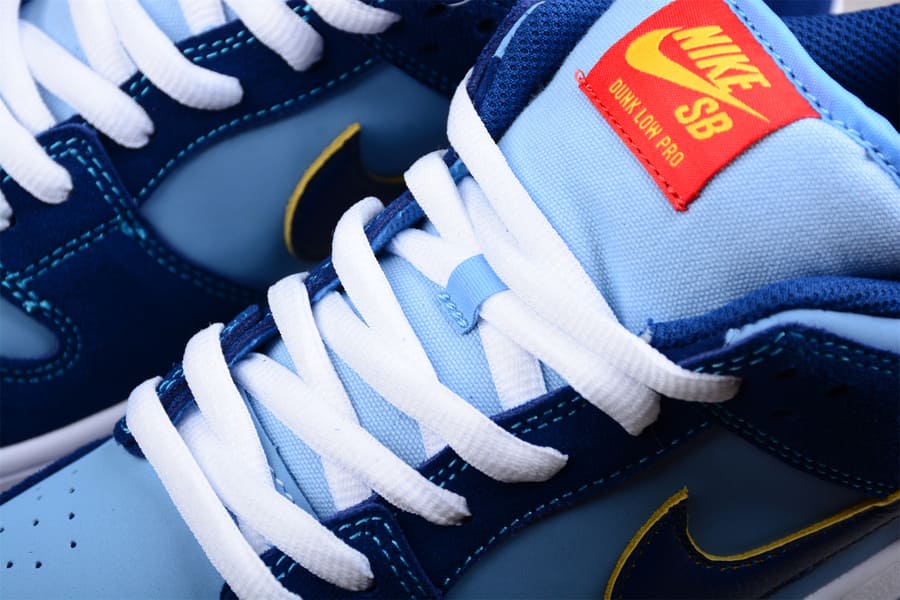 Tênis Nike SB Dunk Low The Predatory Bird