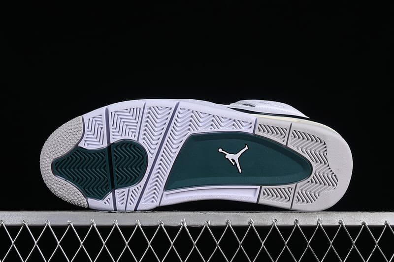 Tênis Air Jordan 4 Retro Oxidized Green
