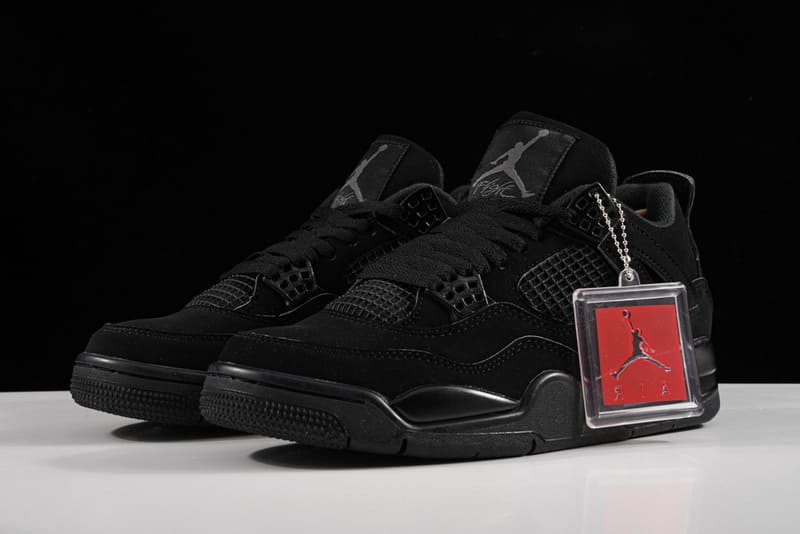 Tênis Air Jordan 4 Black Cat