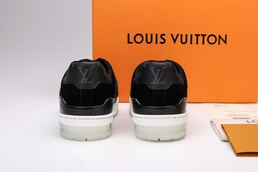 Tênis Louis Vuitton Trainer Black Monogram