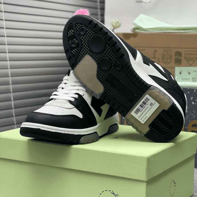 Tênis Off-White Out of Office Black White