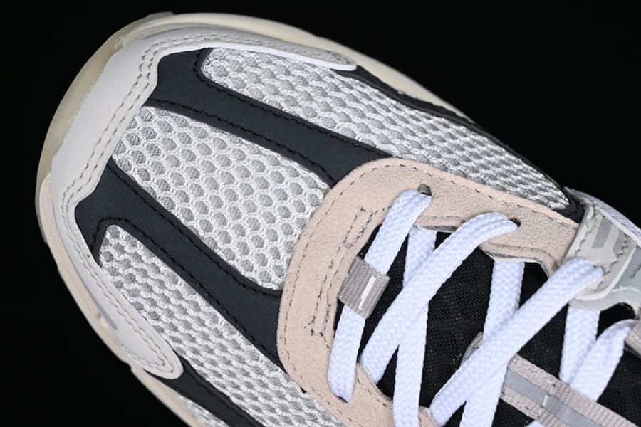Tênis Nike Zoom Vomero 5 Supersonic