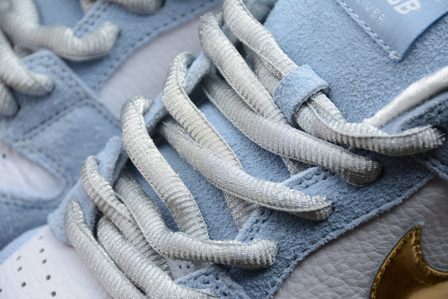 Tênis Nike SB Dunk Low x Sean Cliver