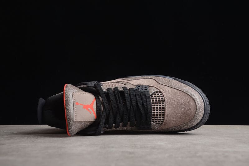 Tênis Air Jordan 4 Taupe Haze