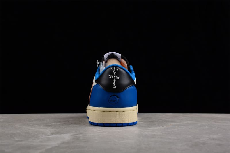 Tênis Air Jordan 1 Low Travis Scott Fragment Design