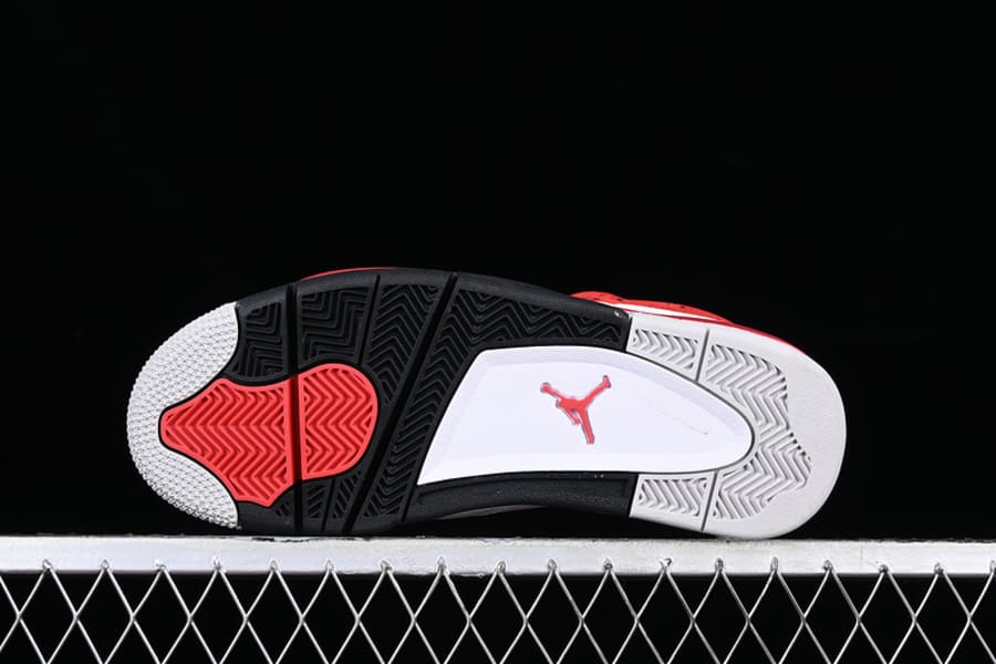 Tênis Air Jordan 4 Red Cement