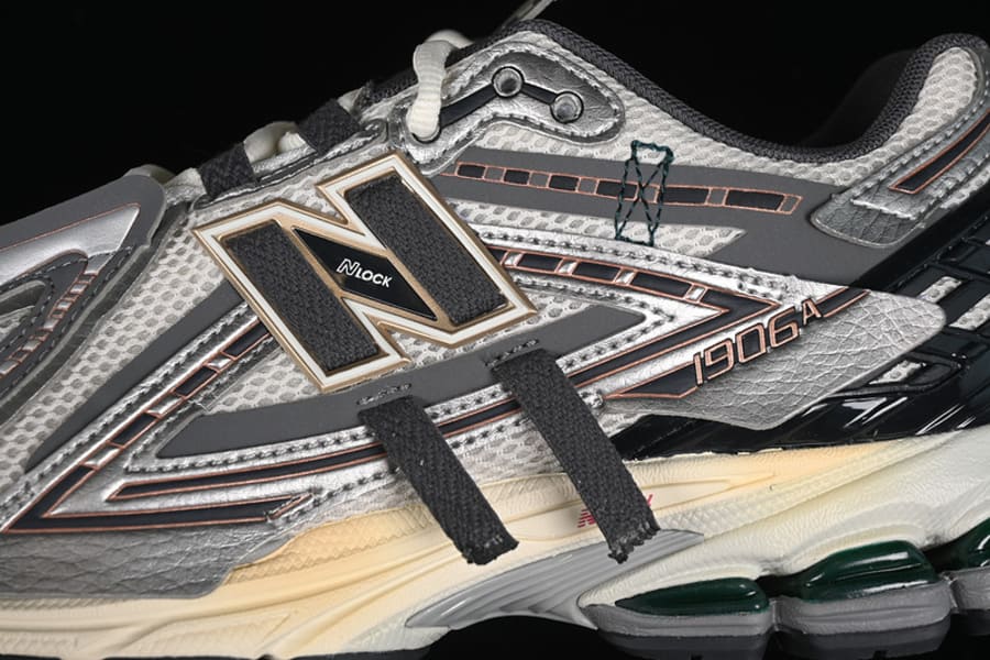 Tênis New Balance 1906A Tech Explosion Silver