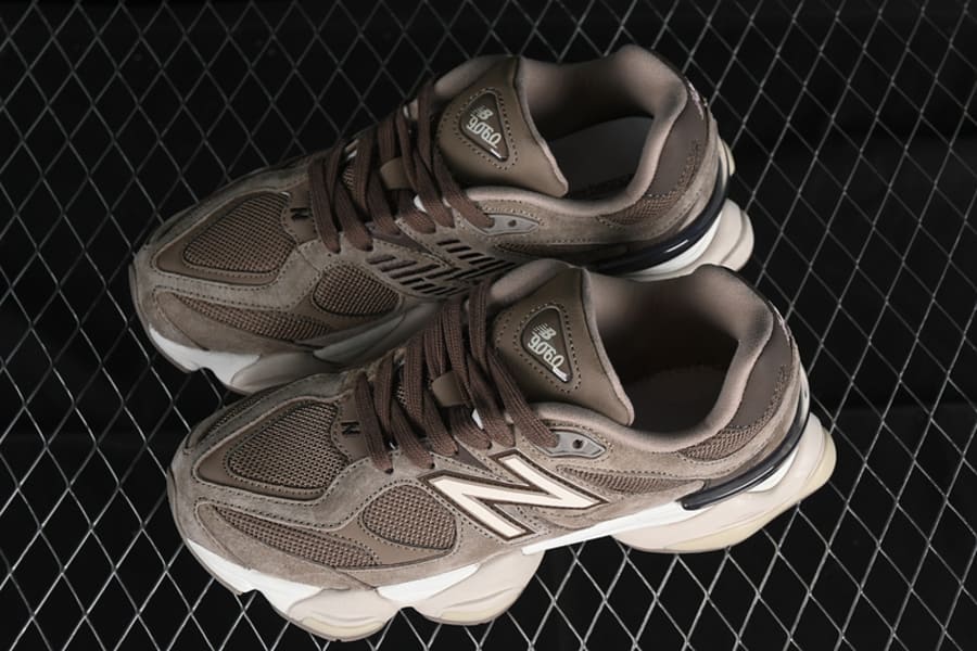 Tênis New Balance 9060 Mushroom Brown