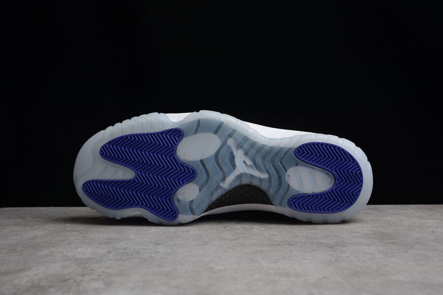 Tênis Air Jordan 11 Concord