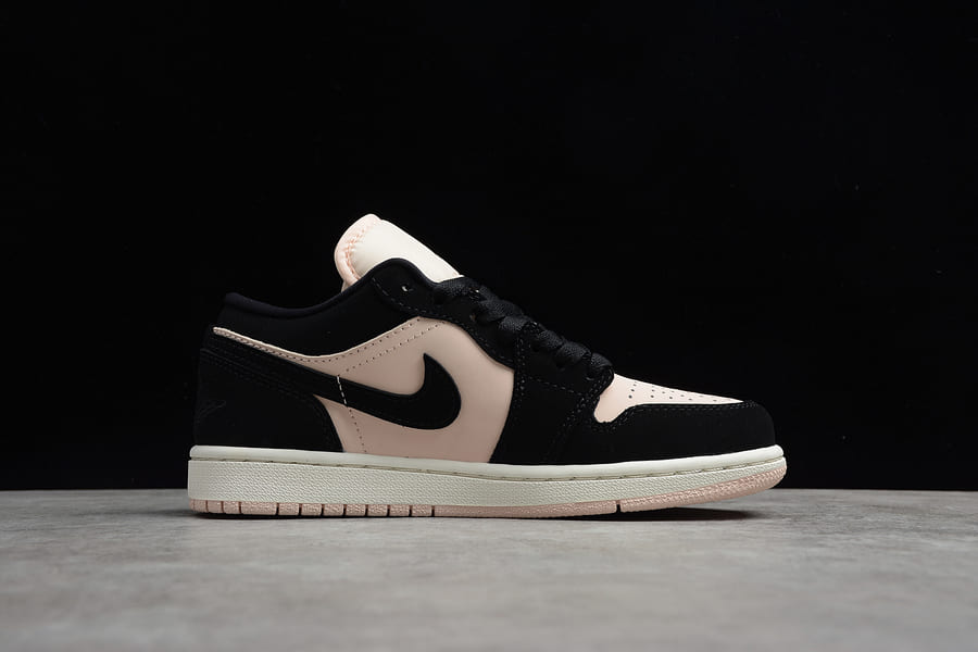 Tênis Jordan 1 Low Black Guava Ice