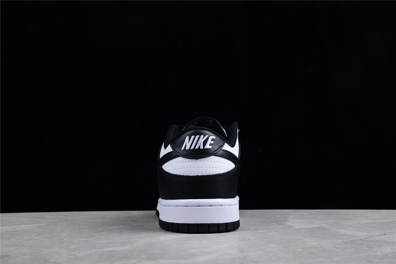 Tênis Nike Dunk SB Low Retro White Black