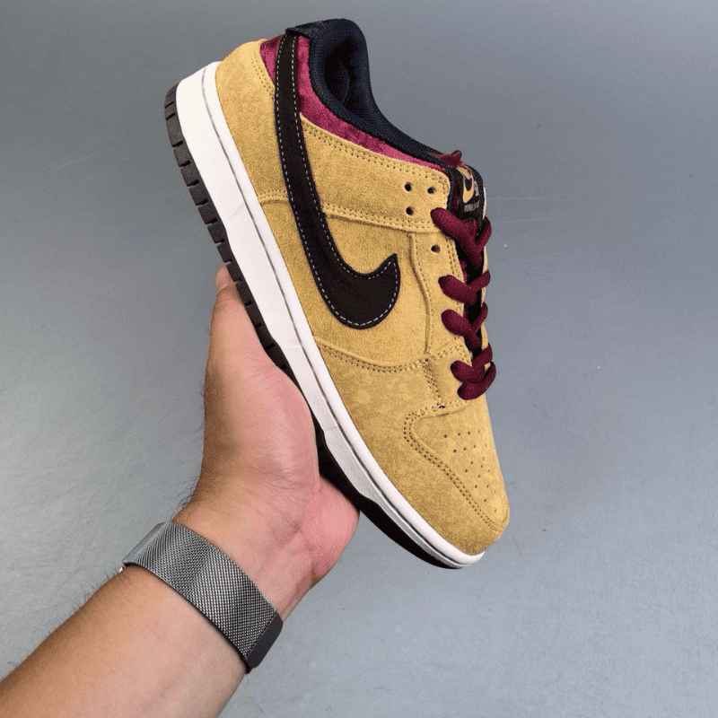 Tênis Nike SB Dunk Low City of Cinema