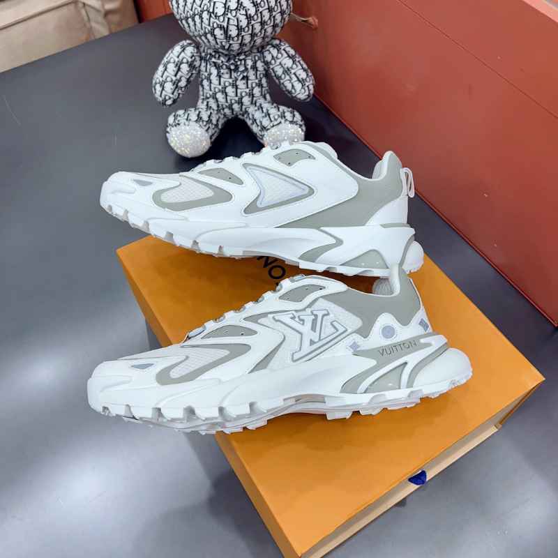 Tênis Louis Vuitton Runner Tatic White