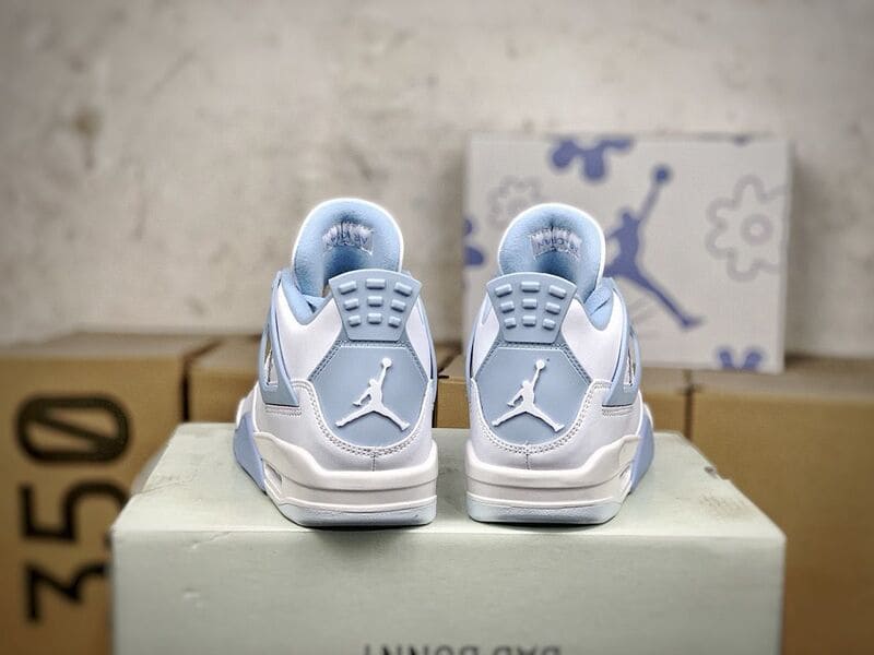 Tênis Air Jordan 4 Forget Me Not