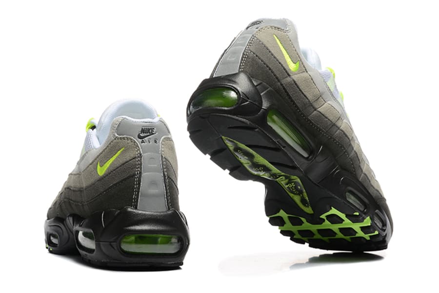 Tênis Nike Air Max 95 Neon