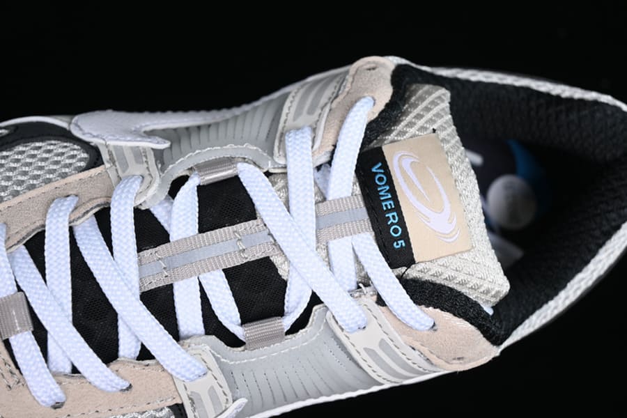 Tênis Nike Zoom Vomero 5 Supersonic