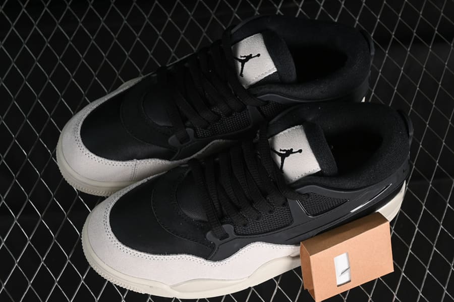 Tênis Air Jordan 4 RM Light Bone