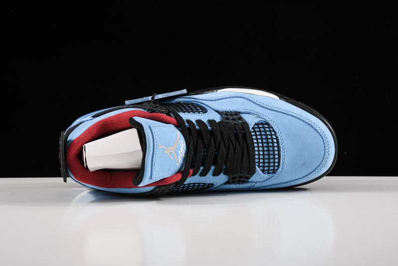 Tênis Air Jordan 4 x Travis Scott Cactus Jack