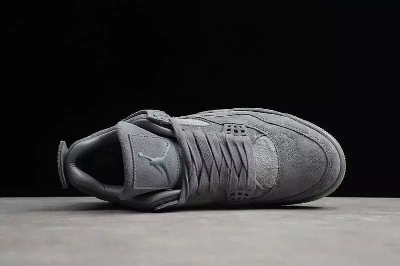 Tênis Air Jordan 4 Retro Kaws Cool Grey
