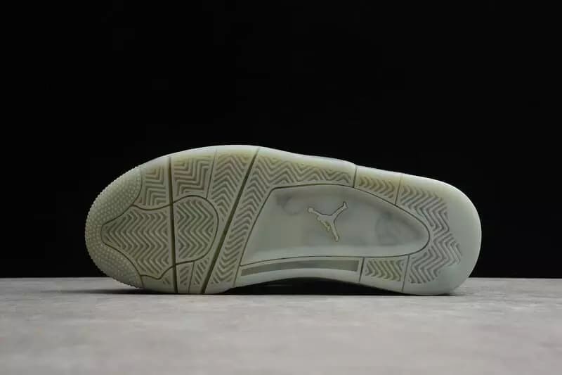 Tênis Air Jordan 4 Retro Kaws Cool Grey